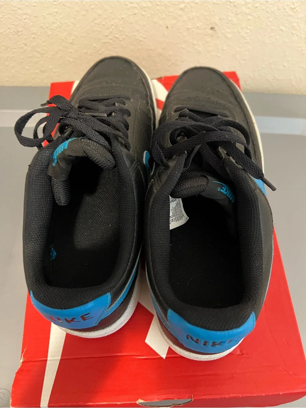 Nike low top